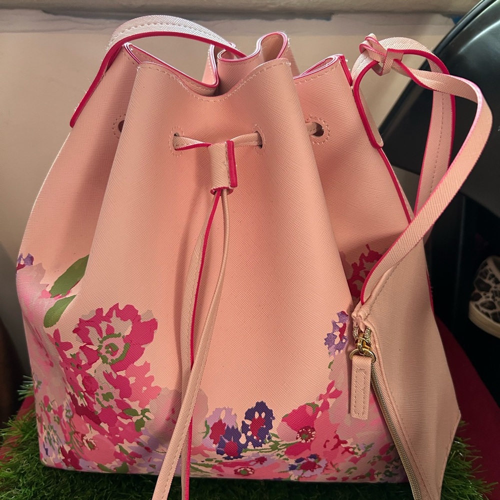 Women shoulder bag (Sold) - Picture 11 of 11
